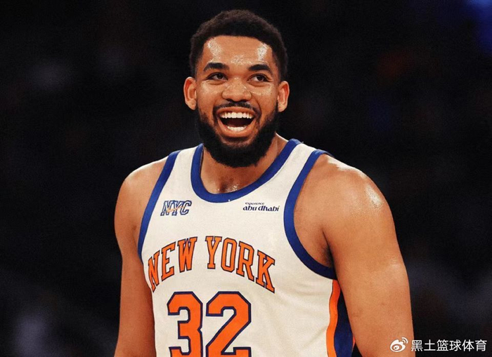 尼克斯大胜奇才唐斯26+16引热议，教练战术安排遭