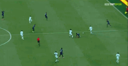 法国2-1逆转巴西 姆巴佩双响助高卢雄鸡热身赛告