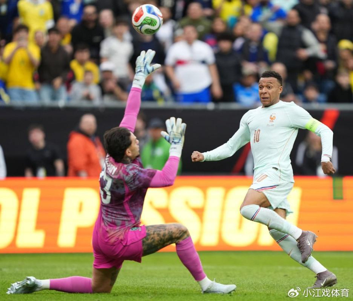 法国2-1逆转巴西 姆巴佩双响助高卢雄鸡热身赛告